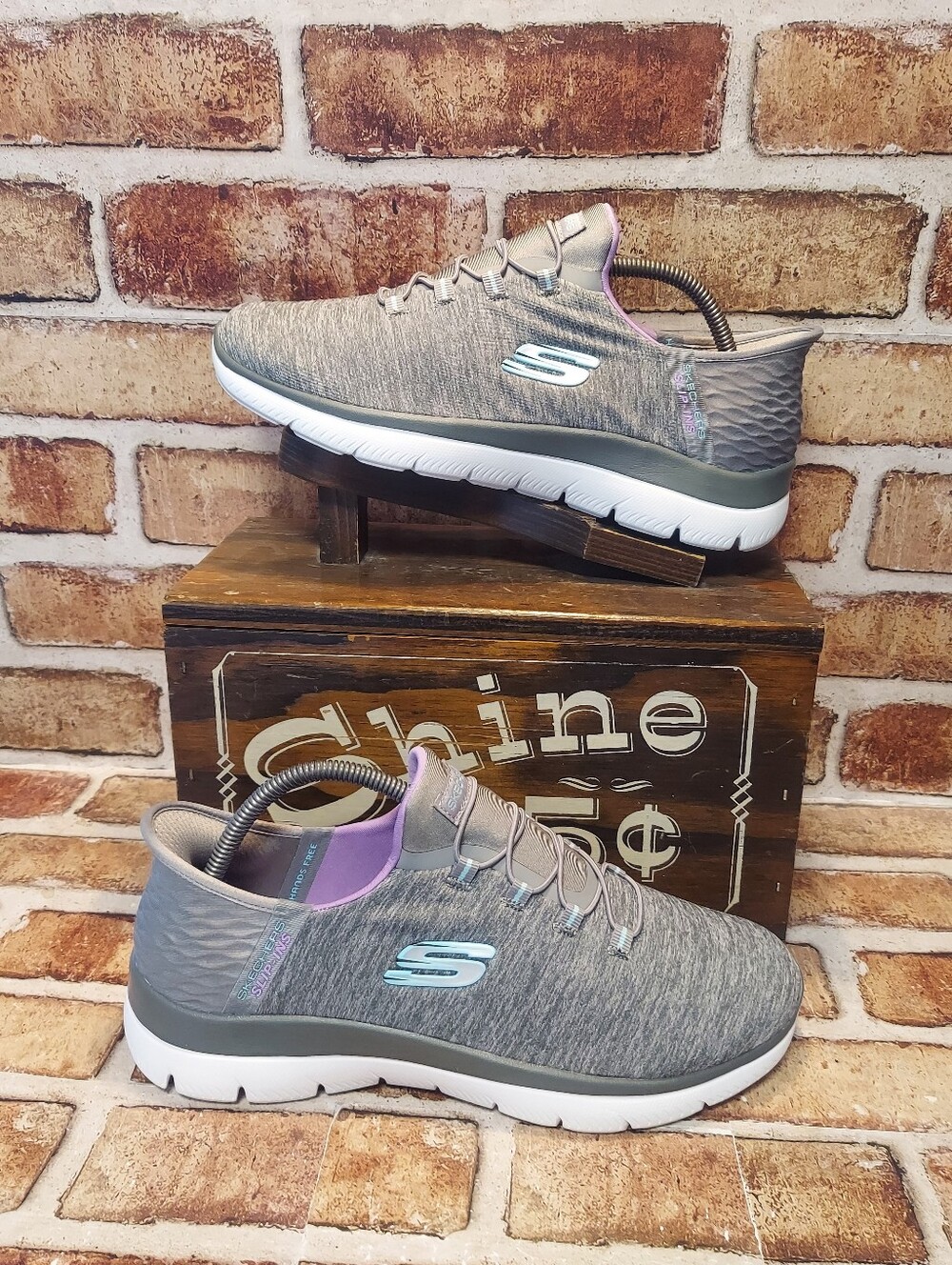 Pre-owned 2023 Skechers Summits Slip Ins